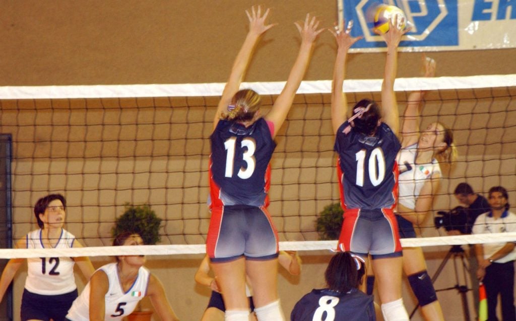 Italian people are passionate about sports. But what sports do they like most? Click here to find out and get some good sports-related Italian vocabulary at the same time ;)