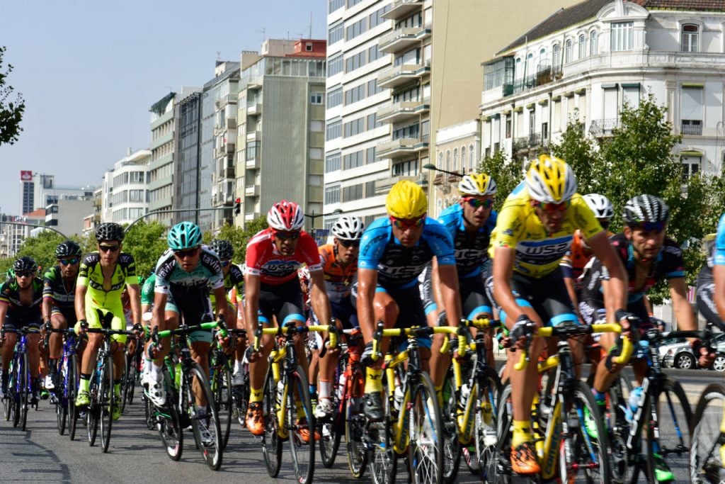 Portuguese people are passionate about sports. But what sports do they like most? Click here to find out and get some good sports-related Portuguese vocabulary at the same time ;)