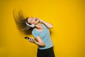 pexels-andrea-piacquadio-761963-300x200.jpg