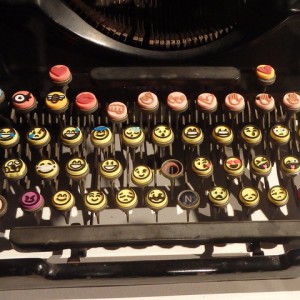 Emoji-typewriter-300x300.jpg