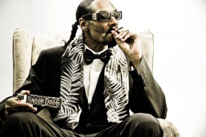 Snoop_Dogg_by_Bob_Bekian-300x199.jpg