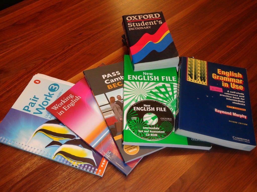 school-books-99476_1280