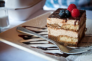 Tiramisu_with_blueberries_and_raspberries,_July_2011